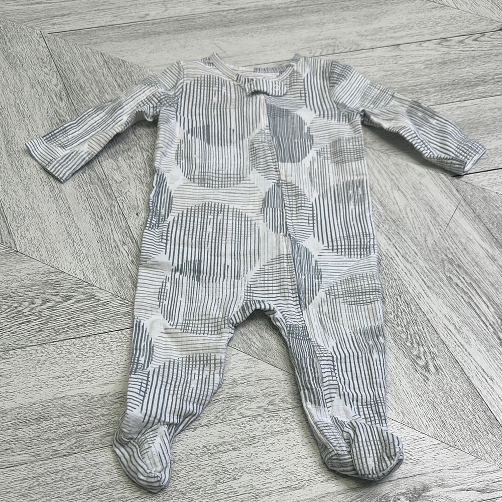 aden + anais Gray circle graphic Print Footies 3-6M